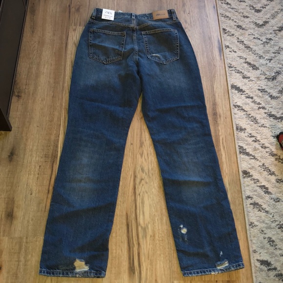 NEW!! Zara High Waisted Ripped Straight Leg Jeans - Picture 16 of 16